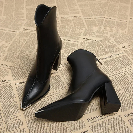 Nox Chelsea Boots with Chrome tip