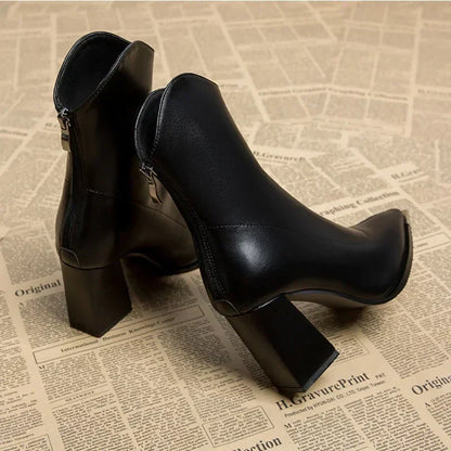 Nox Chelsea Boots with Chrome tip